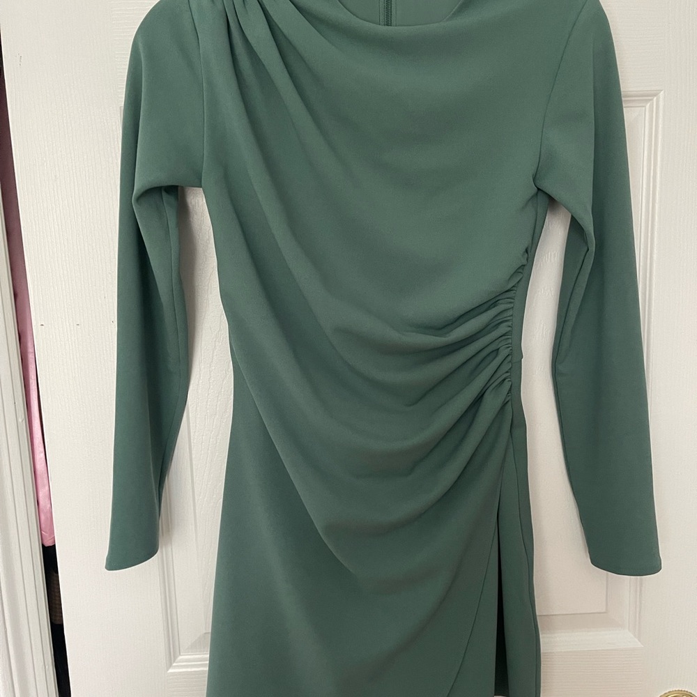 Abercombie and Fitch dress - Picture 2 of 5
